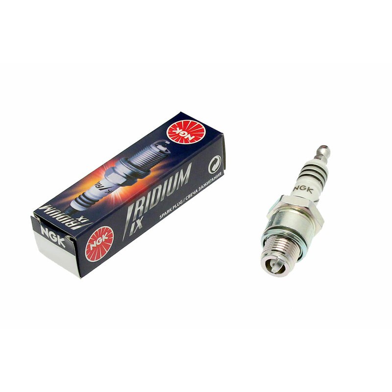 1078681-96067 : NGK Iridium IX Spark Plug CPR8EAIX-9 Yamaha Scooter MAX
