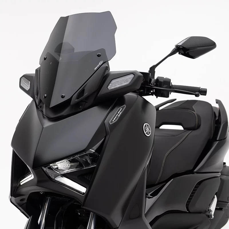 BULLE04102 : BCD Design Sport Windshield 2023-2025 Yamaha Scooter MAX