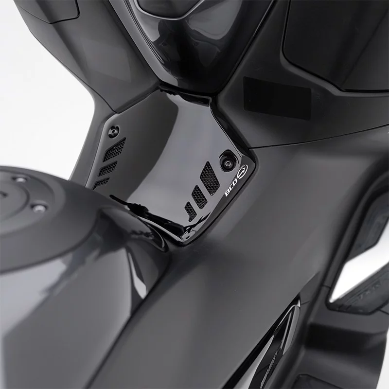 TUNNEL00302 : Tunnel d'admission BCD Design 2022-2026 Yamaha Scooter MAX