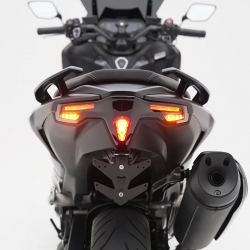 FEU01802 : Cubierta de luz trasera BCD Design 2022-2026 Yamaha Scooter MAX